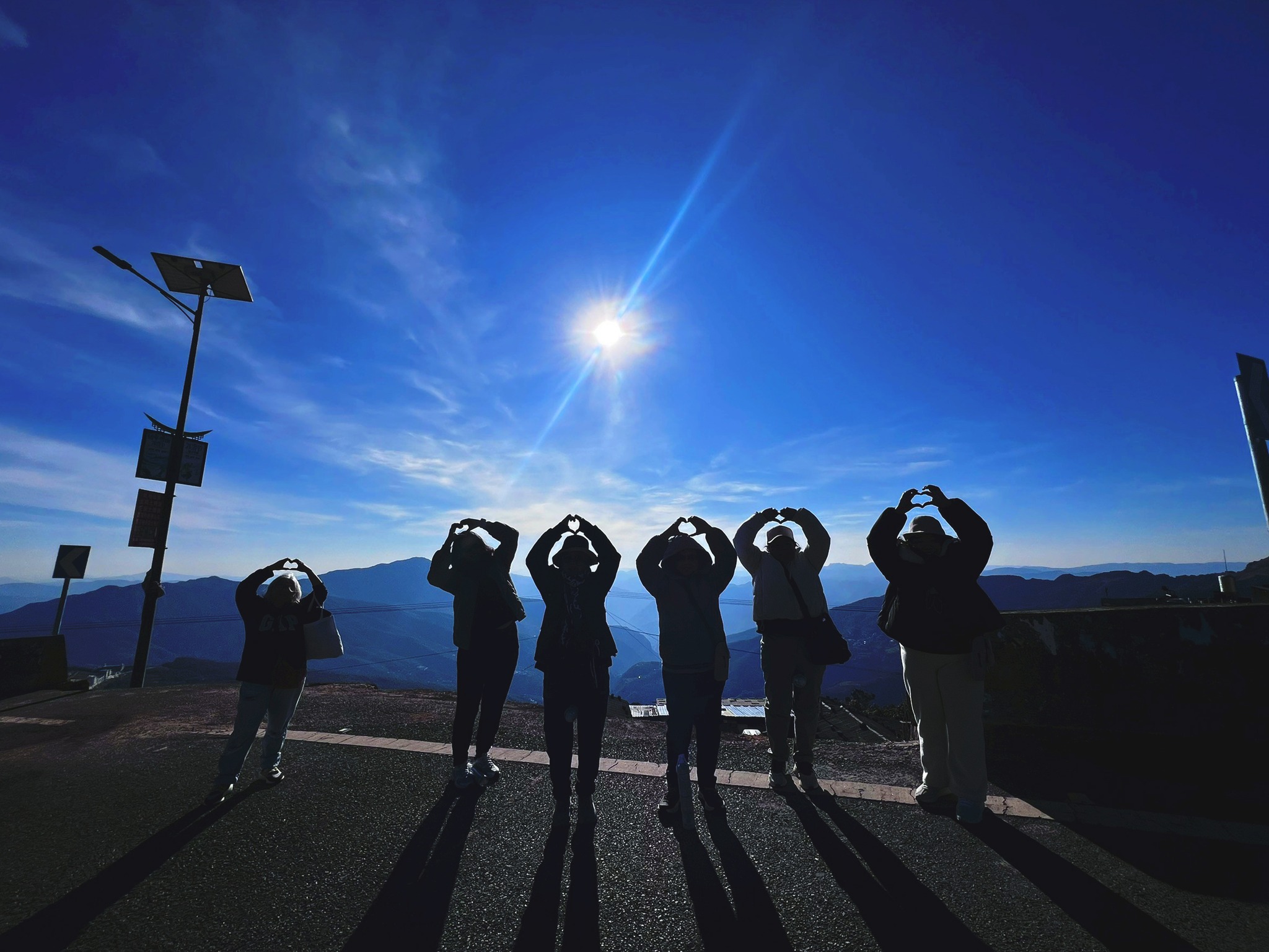 AD-KMG007-KY : คุนหมิง ภูเขาหิมะเจี้ยวจือ ตงชวน | 4 วัน 3 คืน