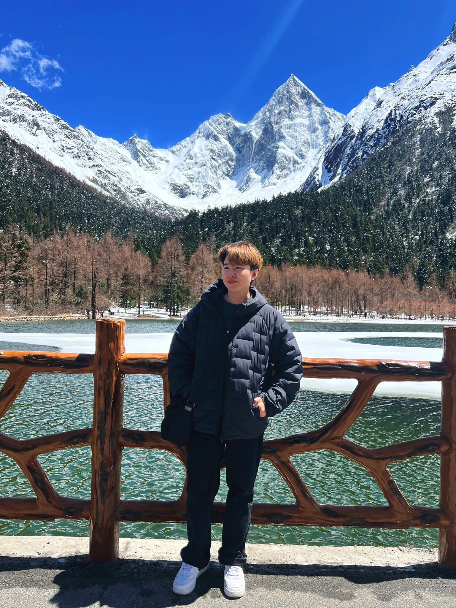 AD-TFU013-9C : เฉินตู ภูเขาสี่ดรุณี อุทยานปี้เผิงโกว | 5 วัน 4 คืน