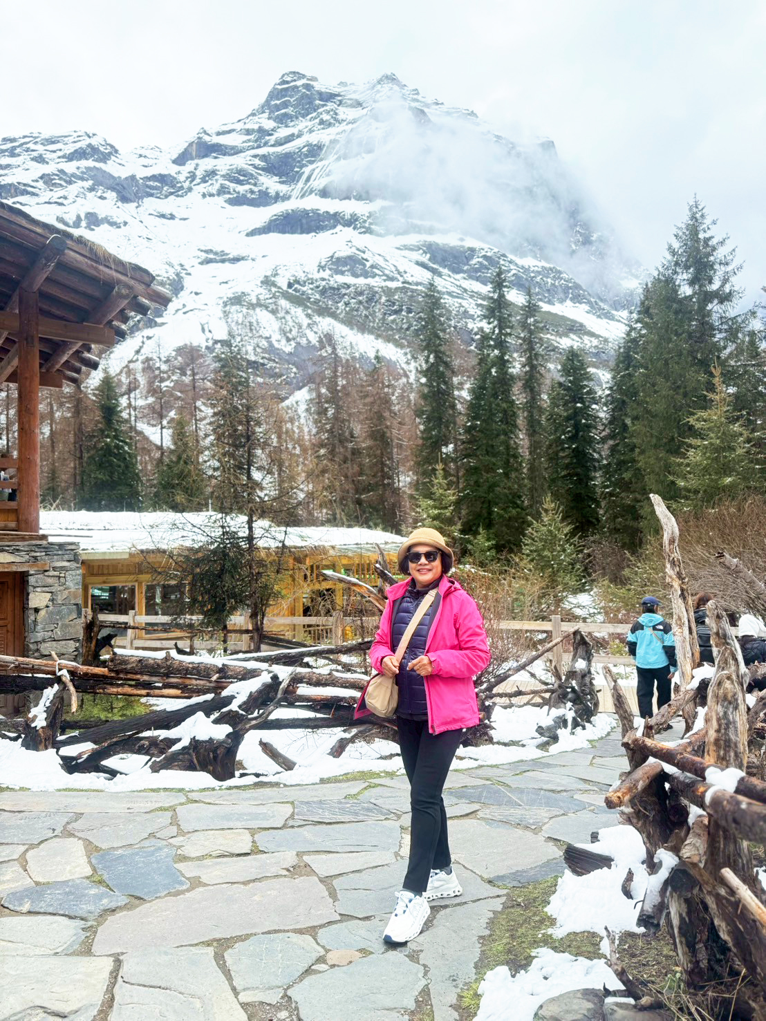 AD-TFU004-SL : เฉิงตู ภูเขาสี่ดรุณี อุทยานปี้เผิงโกว | 6 วัน 5 คืน