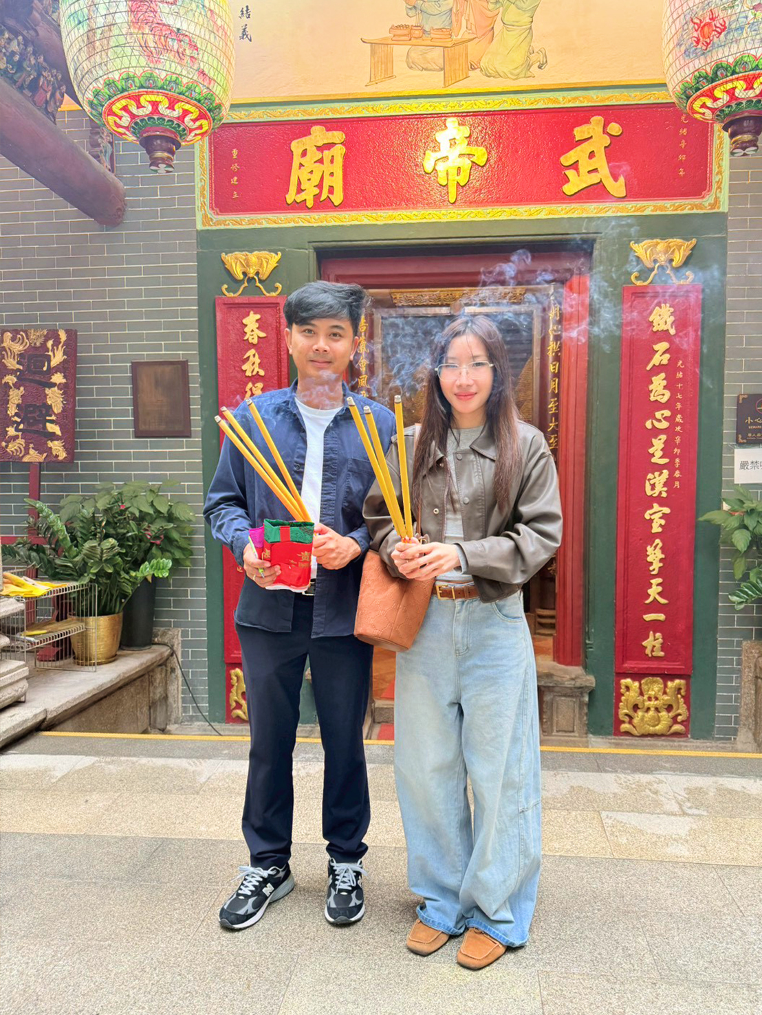 AD-HKG306-307-HB : ฮ่องกง ไหว้พระ 8 วัด ช้อปปิ้งจุใจ / ฮ่องกง กระเช้านองปิง ไหว้พระ 9 วัด | 4 วัน 2 คืน