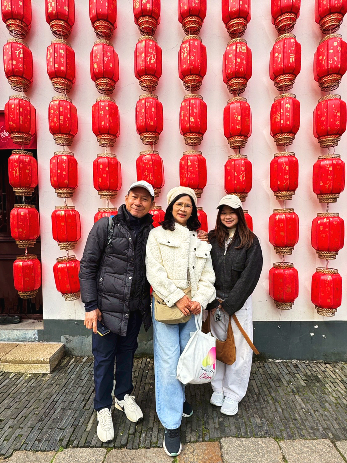 AD-PVG003-004-9C : เซี่ยงไฮ้ ล่องเรือชมเมืองโบราณจูเจียเจี่ยว Free Day / เซี่ยงไฮ้ ดิสนีย์แลนด์ ล่องเรือชมเมืองโบราณจูเจียเจี่ยว | 5 วัน 3 คืน