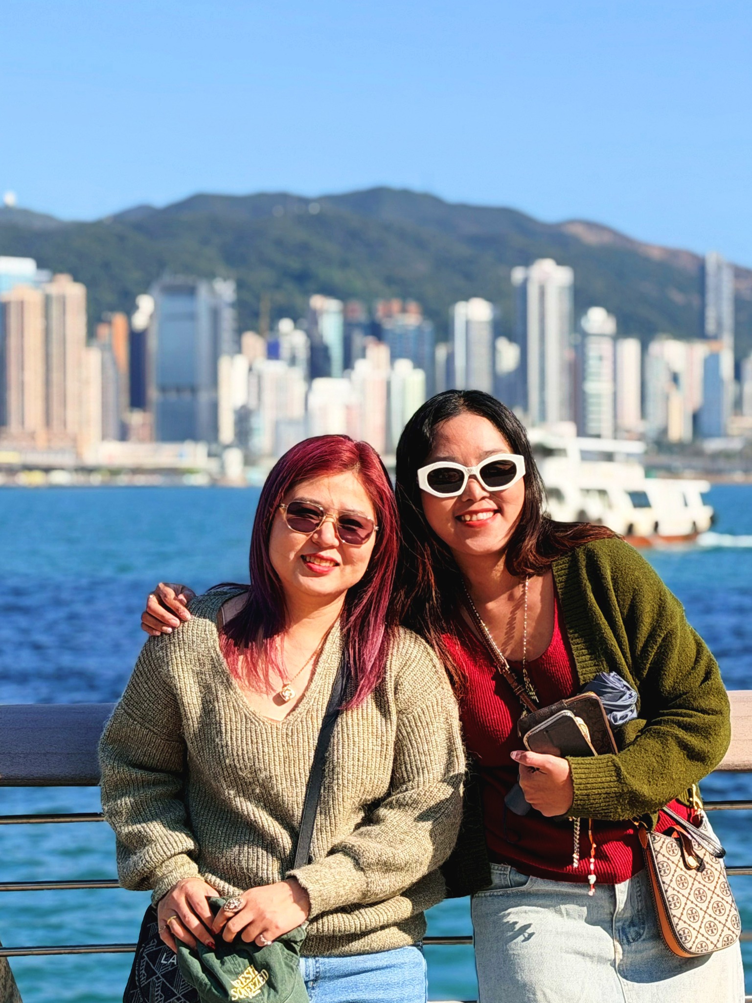 AD-HKG003-HB : ยืมเงินเจ้าแม่กวนอิมวันเปิดท้องพระคลัง ไหว้พระ 8 วัด | 4 วัน 2 คืน