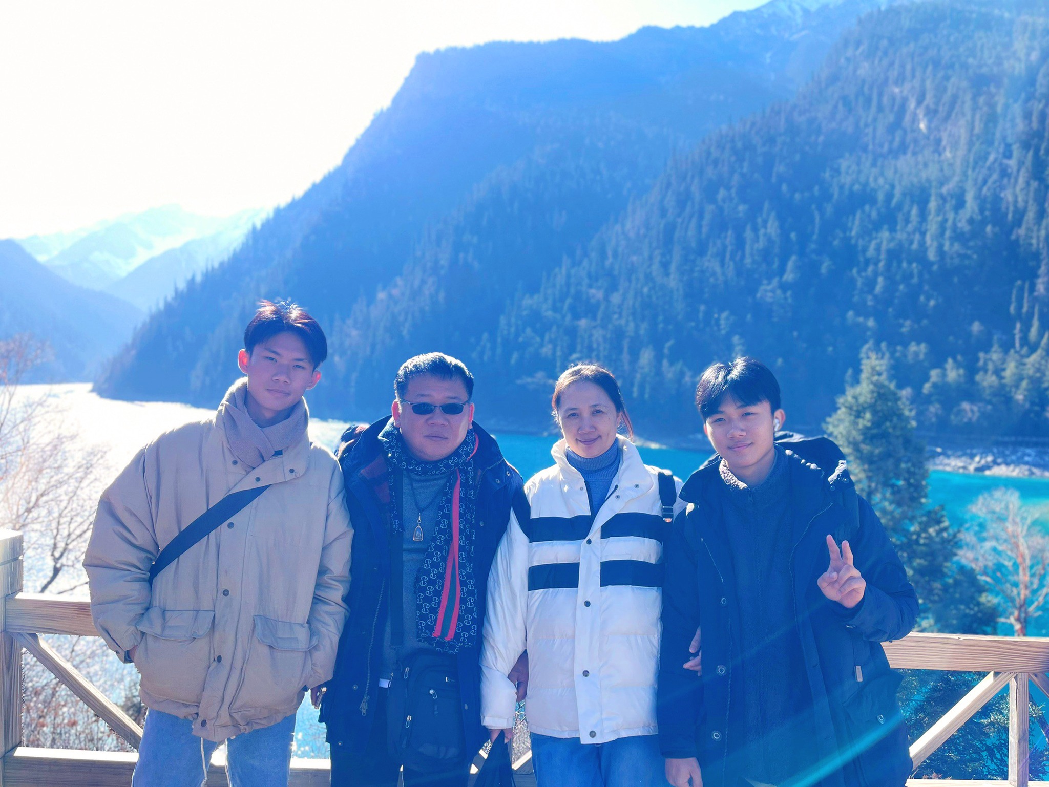 AD-TFU011-9C : เฉิงตู จิ่วจ้ายโกว หวงหลง | 6 วัน 5 คืน