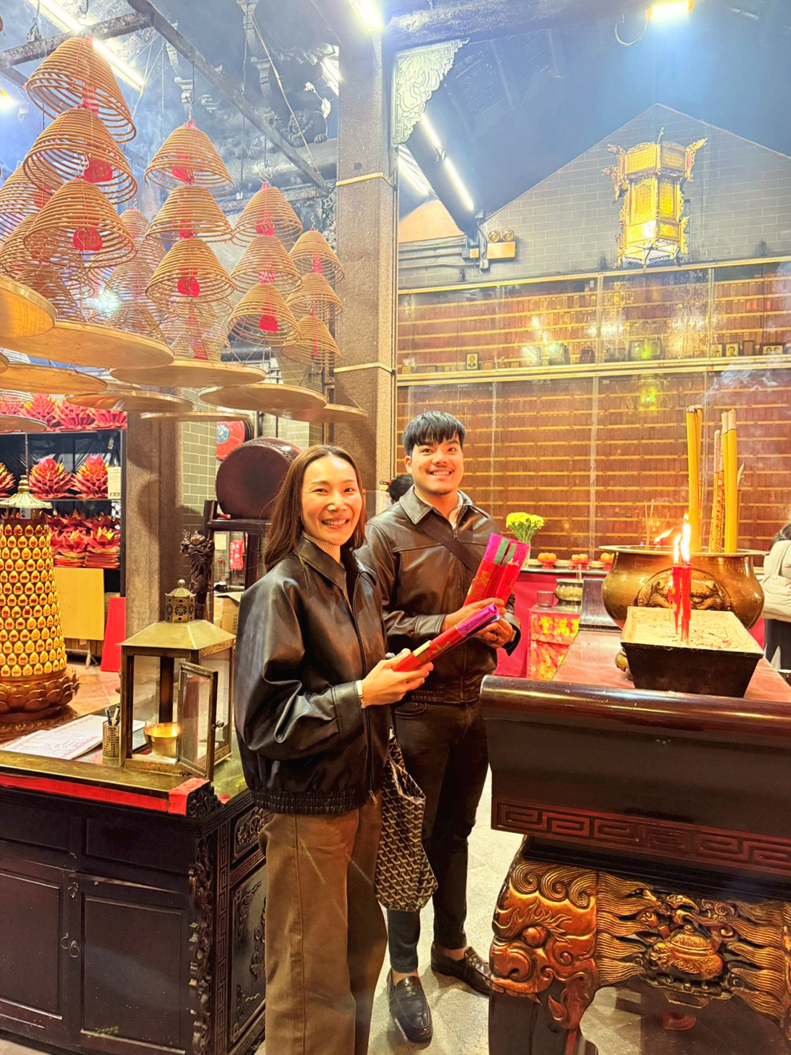 AD-HKG306-307-HB : ฮ่องกง ไหว้พระ 8 วัด ช้อปปิ้งจุใจ / ฮ่องกง กระเช้านองปิง ไหว้พระ 9 วัด | 4 วัน 2 คืน