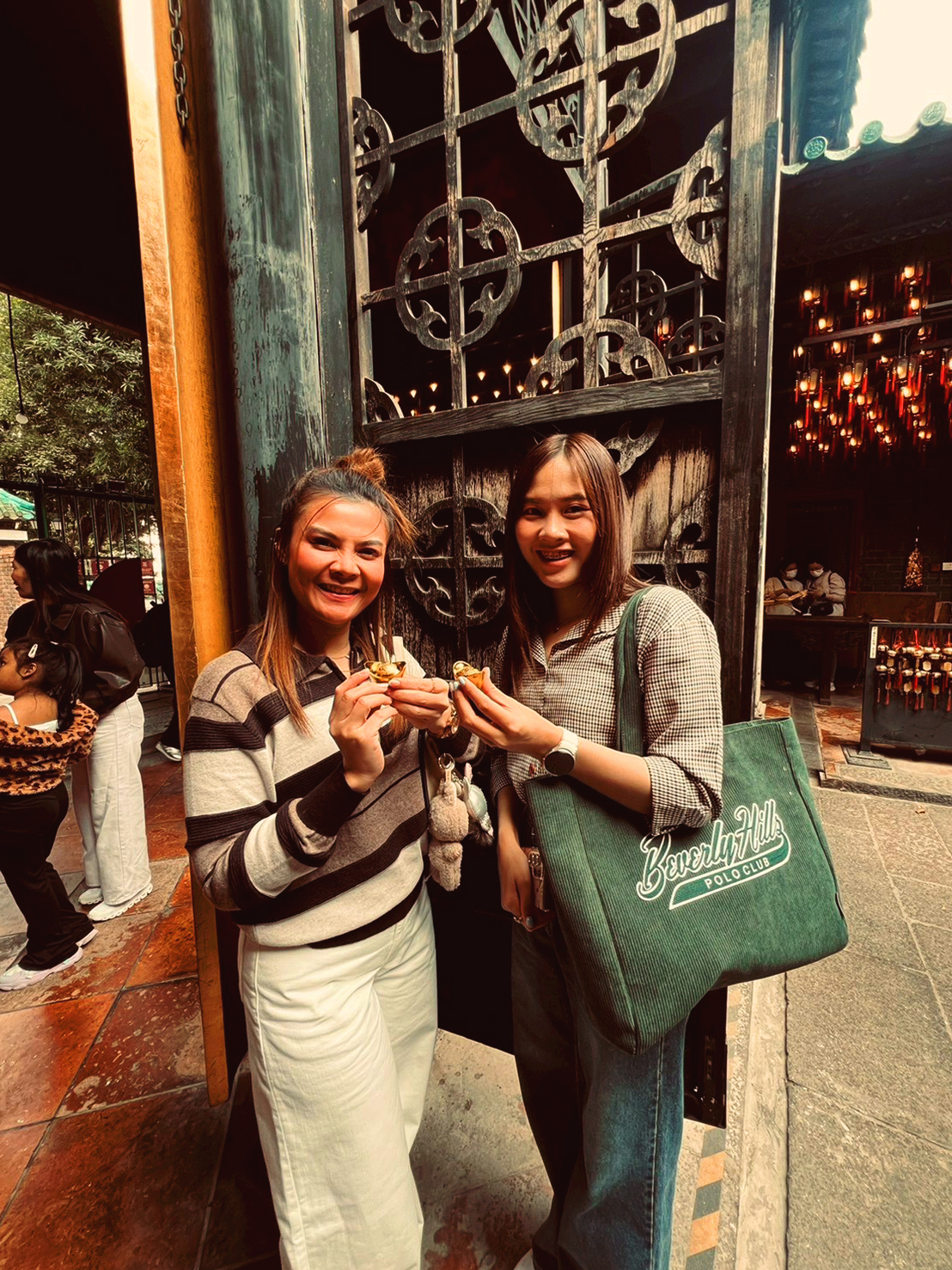 AD-HKG303-305-HB : ฮ่องกง ดิสนีย์แลนด์ ไหว้พระ 9 วัด