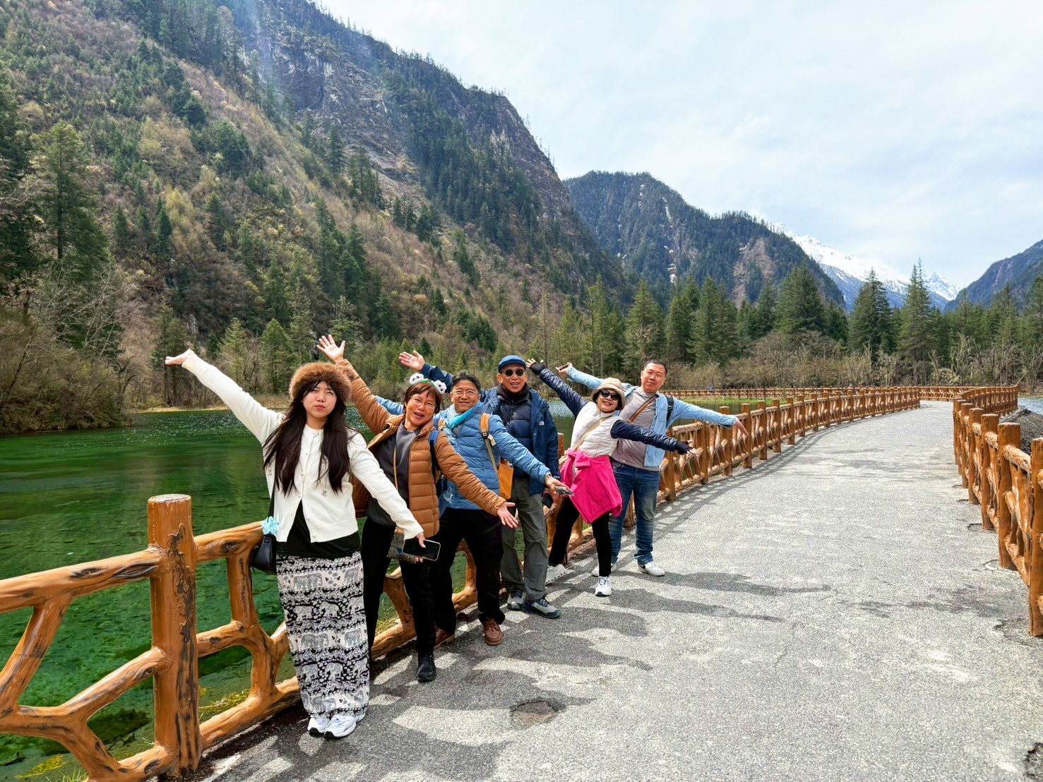 AD-TFU004-SL : เฉิงตู ภูเขาสี่ดรุณี อุทยานปี้เผิงโกว | 6 วัน 5 คืน