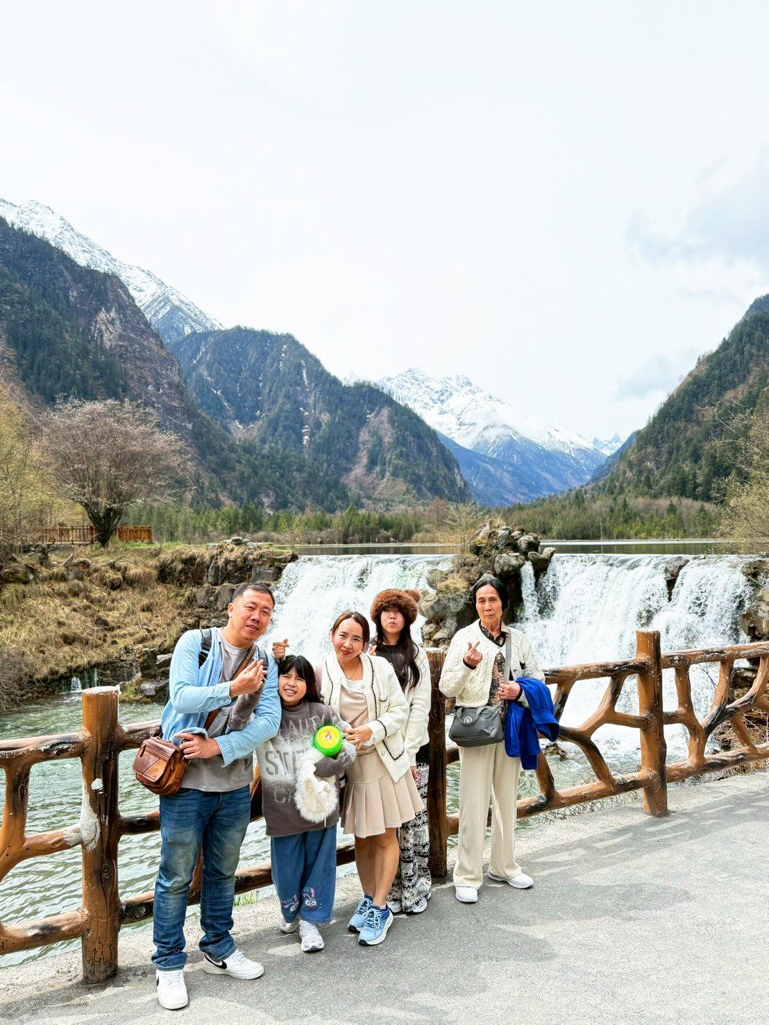 AD-TFU004-SL : เฉิงตู ภูเขาสี่ดรุณี อุทยานปี้เผิงโกว | 6 วัน 5 คืน