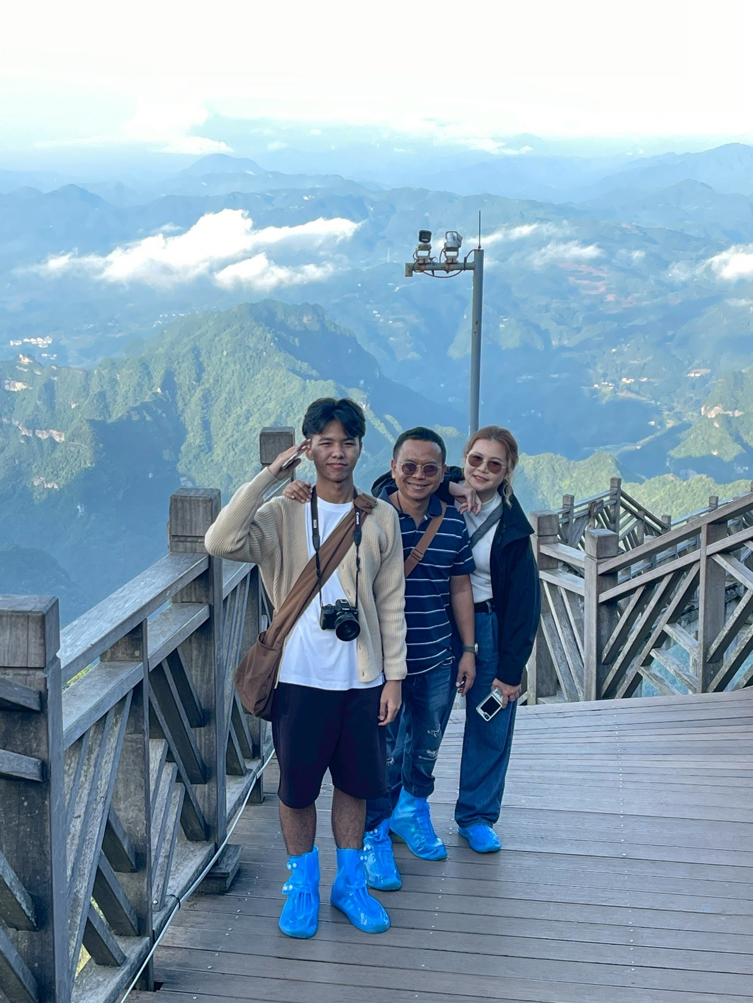 AD-CSX021-FD : ฉางซา จางเจียเจี้ย ฟูหรงเจิ้น พักเมืองโบราณเฟิงหวง นั่งรถไฟความเร็วสูง 1 ขา (ทัวร์ลงร้าน) | 5 วัน 4 คืน