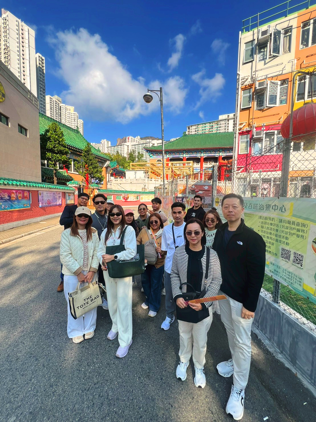 AD-HKG303-305-HB : ฮ่องกง ดิสนีย์แลนด์ ไหว้พระ 9 วัด