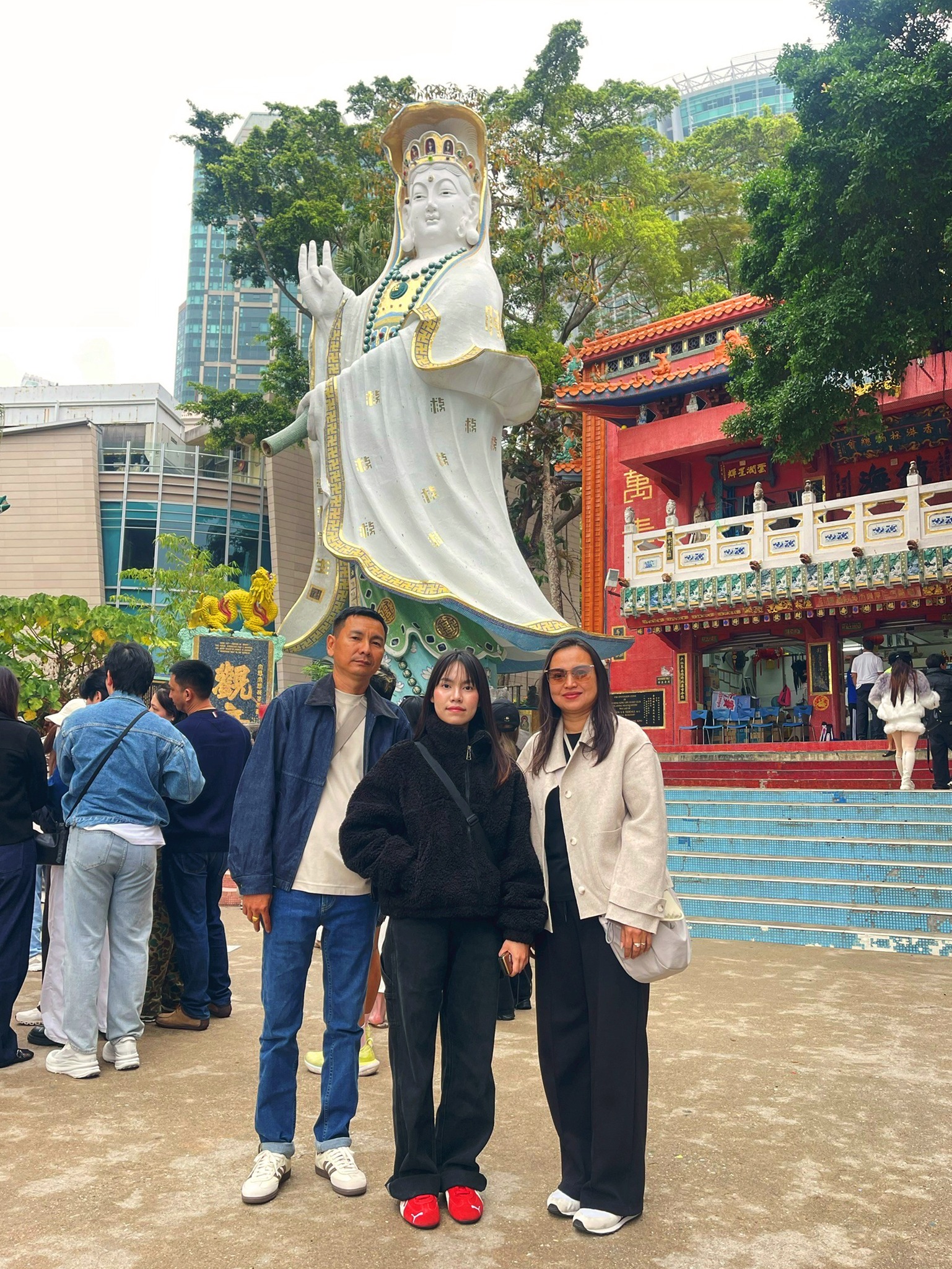 AD-HKG306-HB : ฮ่องกงไหว้พระ 8 วัด ช้อปปิ้งจุใจ | 4 วัน 2 คืน