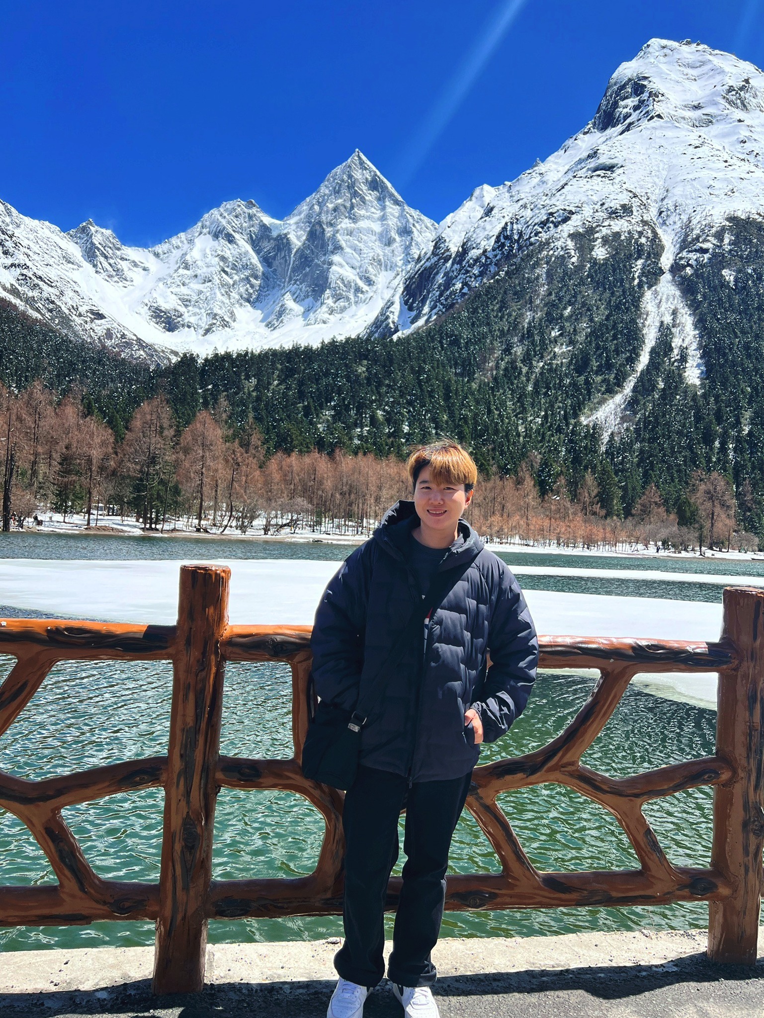 AD-TFU013-9C : เฉินตู ภูเขาสี่ดรุณี อุทยานปี้เผิงโกว | 5 วัน 4 คืน