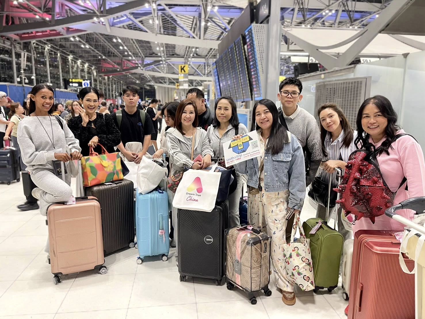 AD-HKG306-307-HB : ฮ่องกง ไหว้พระ ช้อปปิ้งจุใจ | 4 วัน 2 คืน