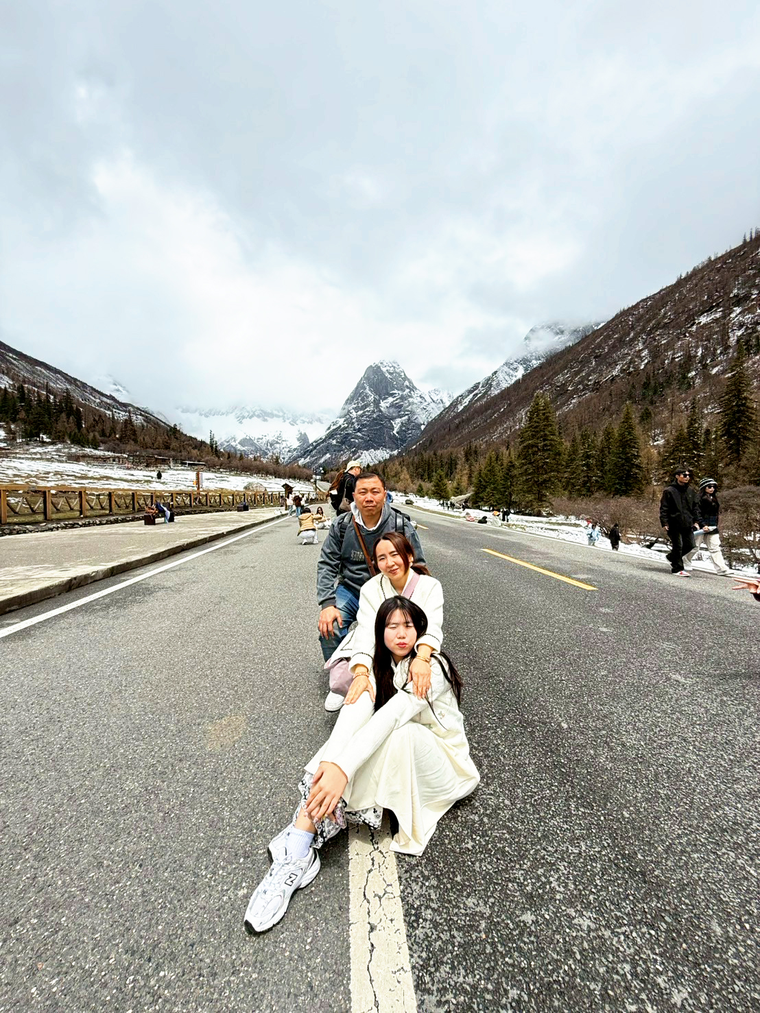 AD-TFU004-SL : เฉิงตู ภูเขาสี่ดรุณี อุทยานปี้เผิงโกว | 6 วัน 5 คืน