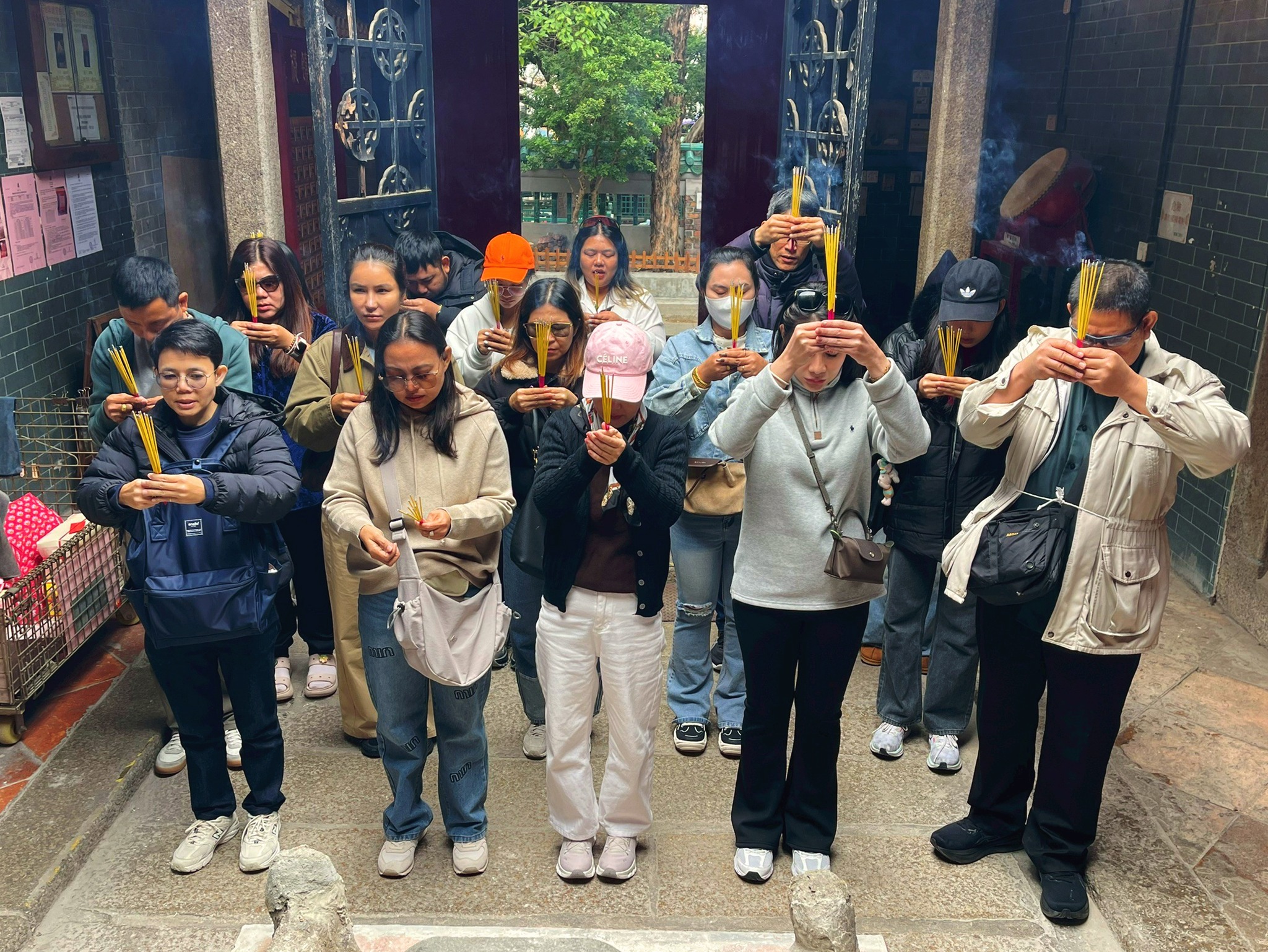 AD-HKG306-HB : ฮ่องกงไหว้พระ 8 วัด ช้อปปิ้งจุใจ | 4 วัน 2 คืน