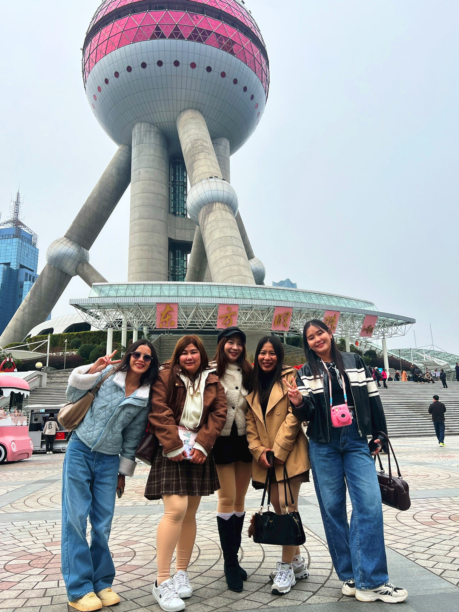 AD-PVG003-004-9C : เซี่ยงไฮ้ ล่องเรือชมเมืองโบราณจูเจียเจี่ยว Free Day / เซี่ยงไฮ้ ดิสนีย์แลนด์ ล่องเรือชมเมืองโบราณจูเจียเจี่ยว | 5 วัน 3 คืน