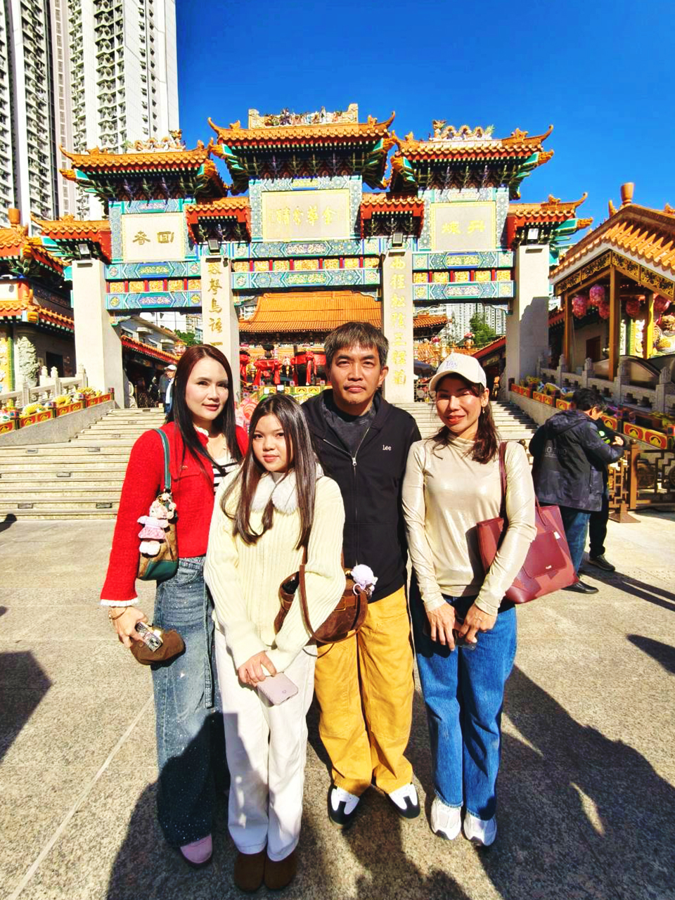 AD-HKG310-HB : ฮ่องกง ไหว้พระวัด “ลับ” ตามรอยซินแสดัง ช้อปปิ้งเต็มวัน | 4 วัน 2 คืน