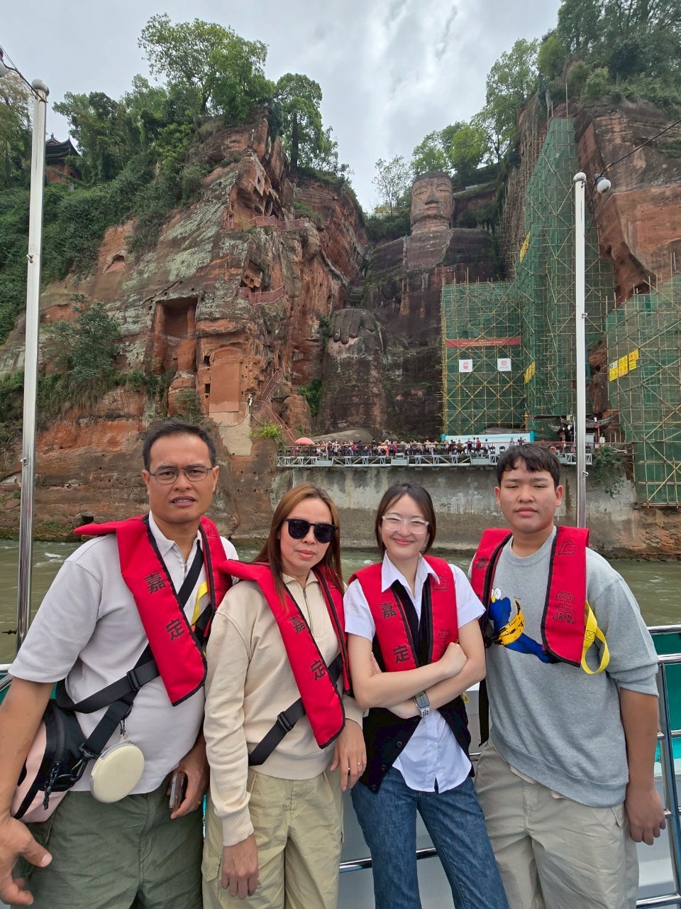 AD-TFU004-SL เฉิงตู ภูเขาสี่ดรุณี อุทยานปี้เผิงโกว | 6 วัน 5 คืน