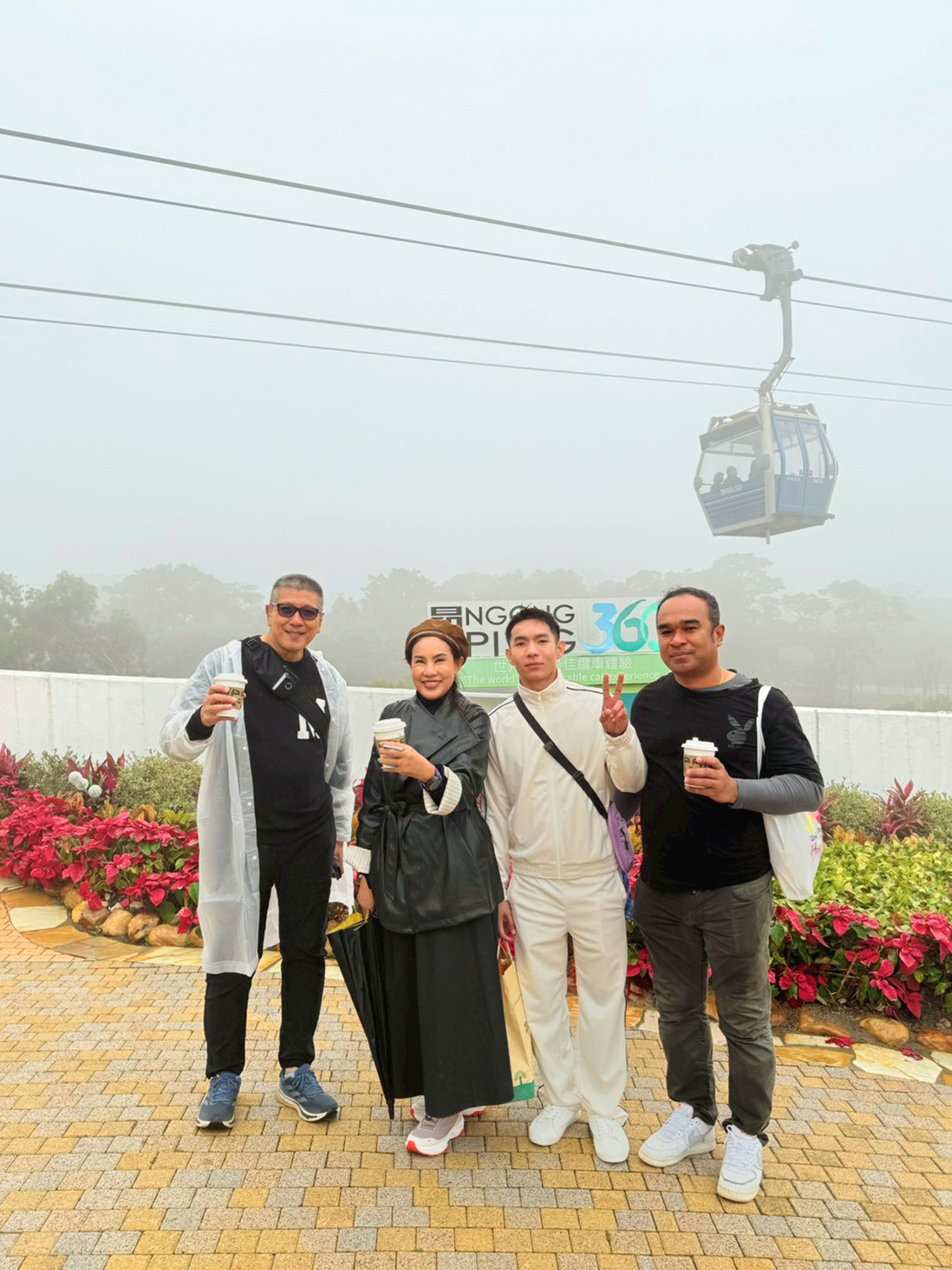 AD-HKG306-307-HB : ฮ่องกง ไหว้พระ 8 วัด ช้อปปิ้งจุใจ / ฮ่องกง กระเช้านองปิง ไหว้พระ 9 วัด | 4 วัน 2 คืน