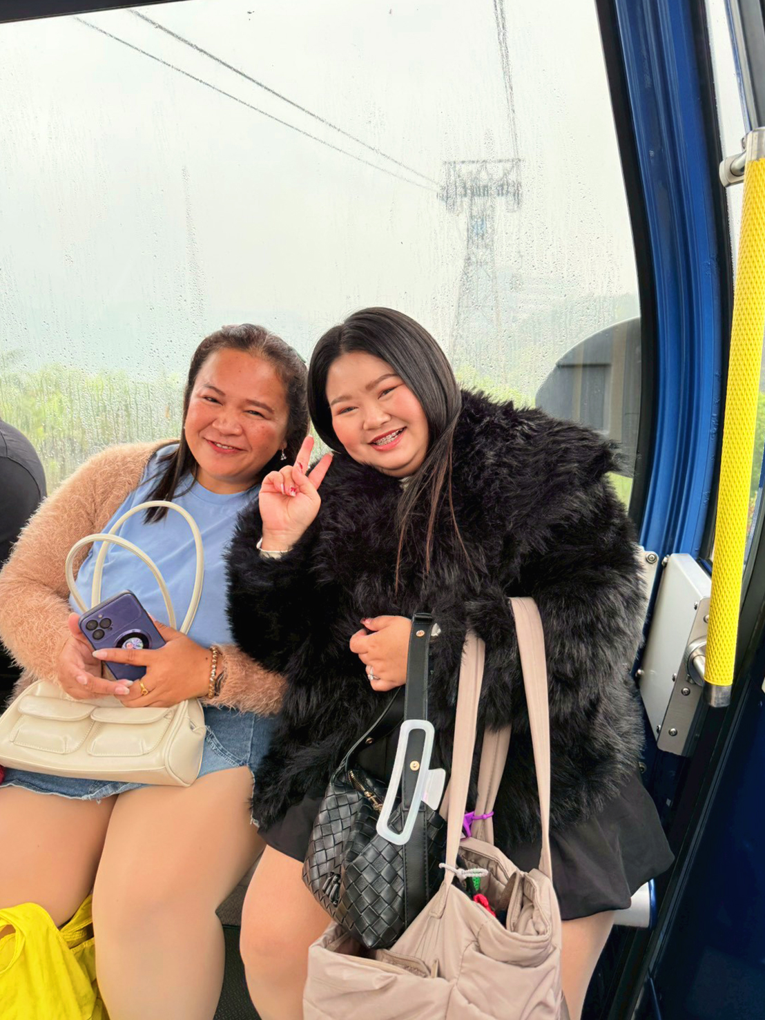 AD-HKG306-307-HB : ฮ่องกง ไหว้พระ 8 วัด ช้อปปิ้งจุใจ / ฮ่องกง กระเช้านองปิง ไหว้พระ 9 วัด | 4 วัน 2 คืน