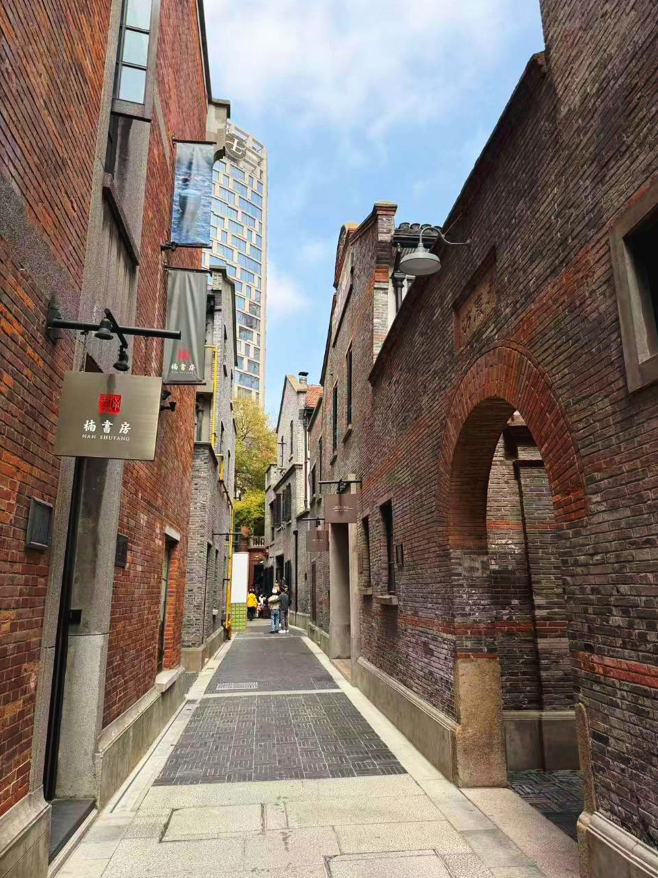 AD-PVG005-006-HO : เซี่ยงไฮ้ ดิสนีย์แลนด์ / เซี่ยงไฮ้ Free Day | 4 วัน 2 คืน