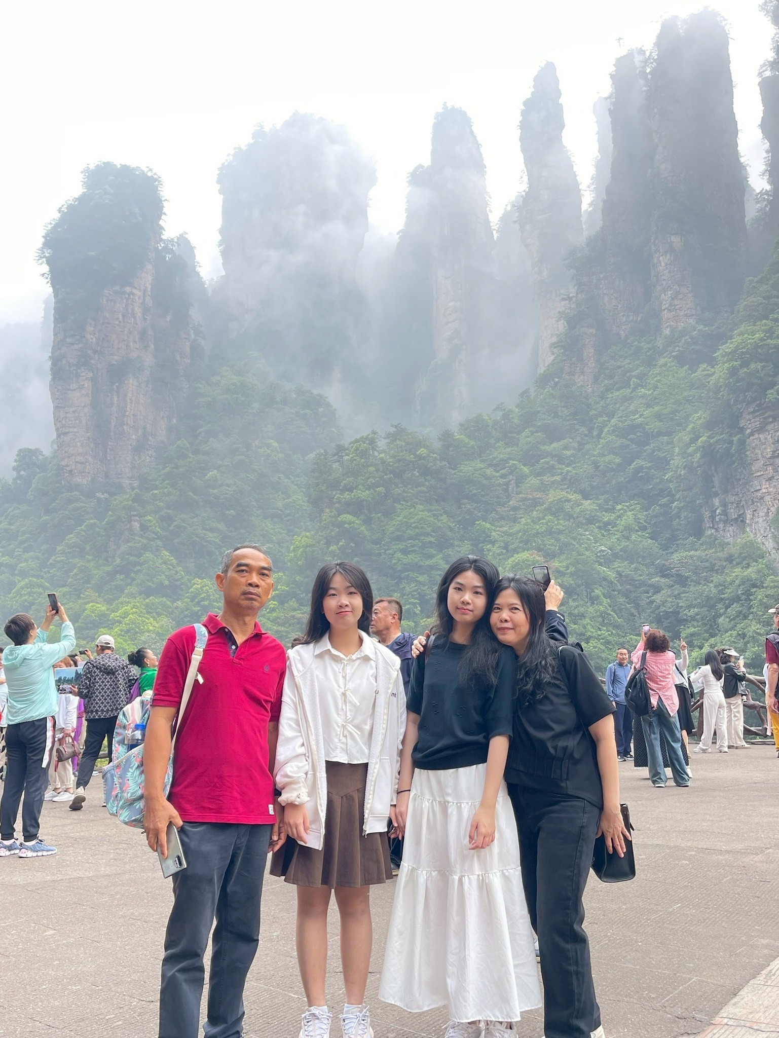 AD-CSX021-FD : ฉางซา จางเจียเจี้ย ฟูหรงเจิ้น พักเมืองโบราณเฟิงหวง นั่งรถไฟความเร็วสูง 1 ขา (ทัวร์ลงร้าน) | 5 วัน 4 คืน