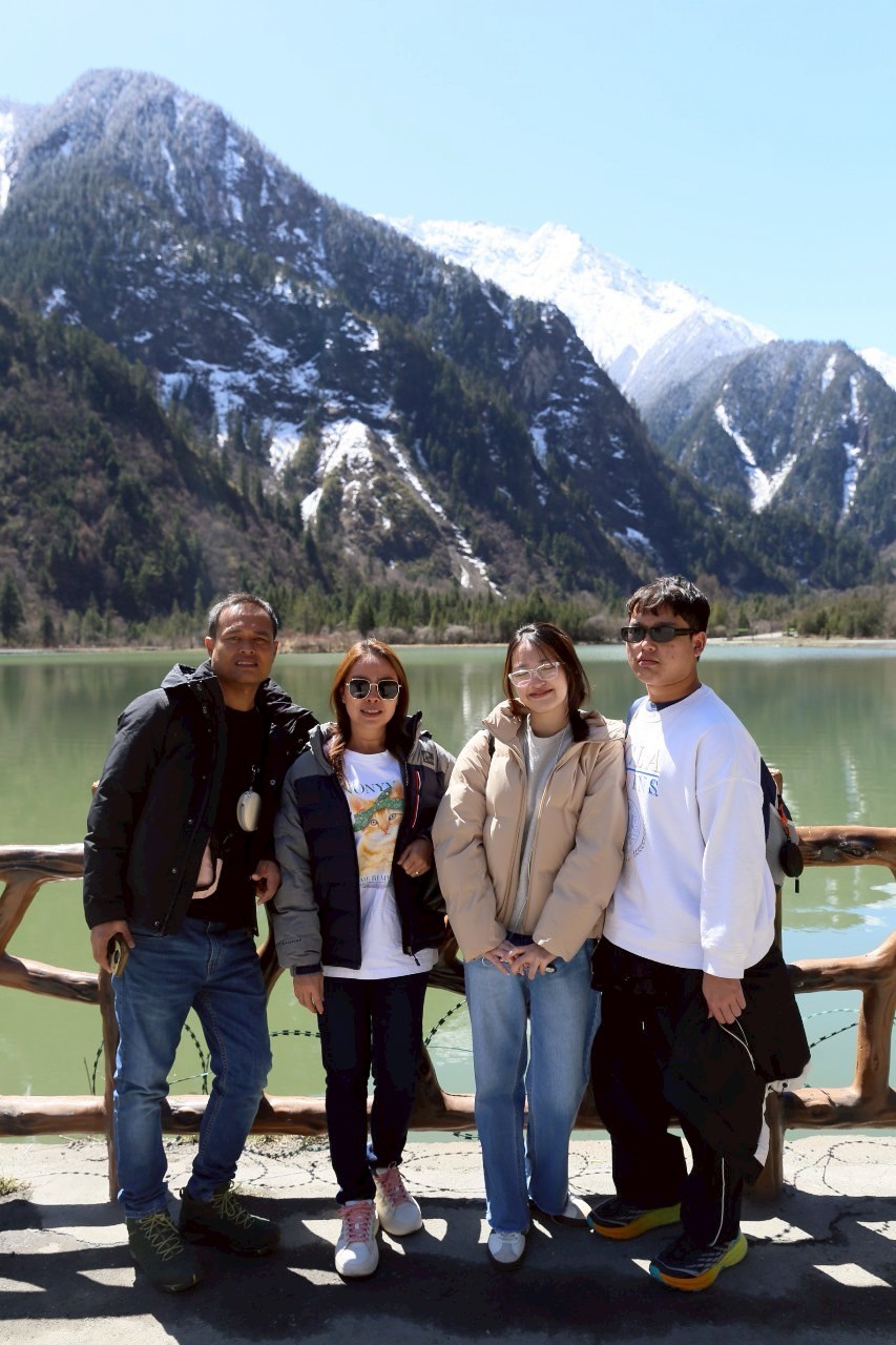 AD-TFU004-SL เฉิงตู ภูเขาสี่ดรุณี อุทยานปี้เผิงโกว | 6 วัน 5 คืน